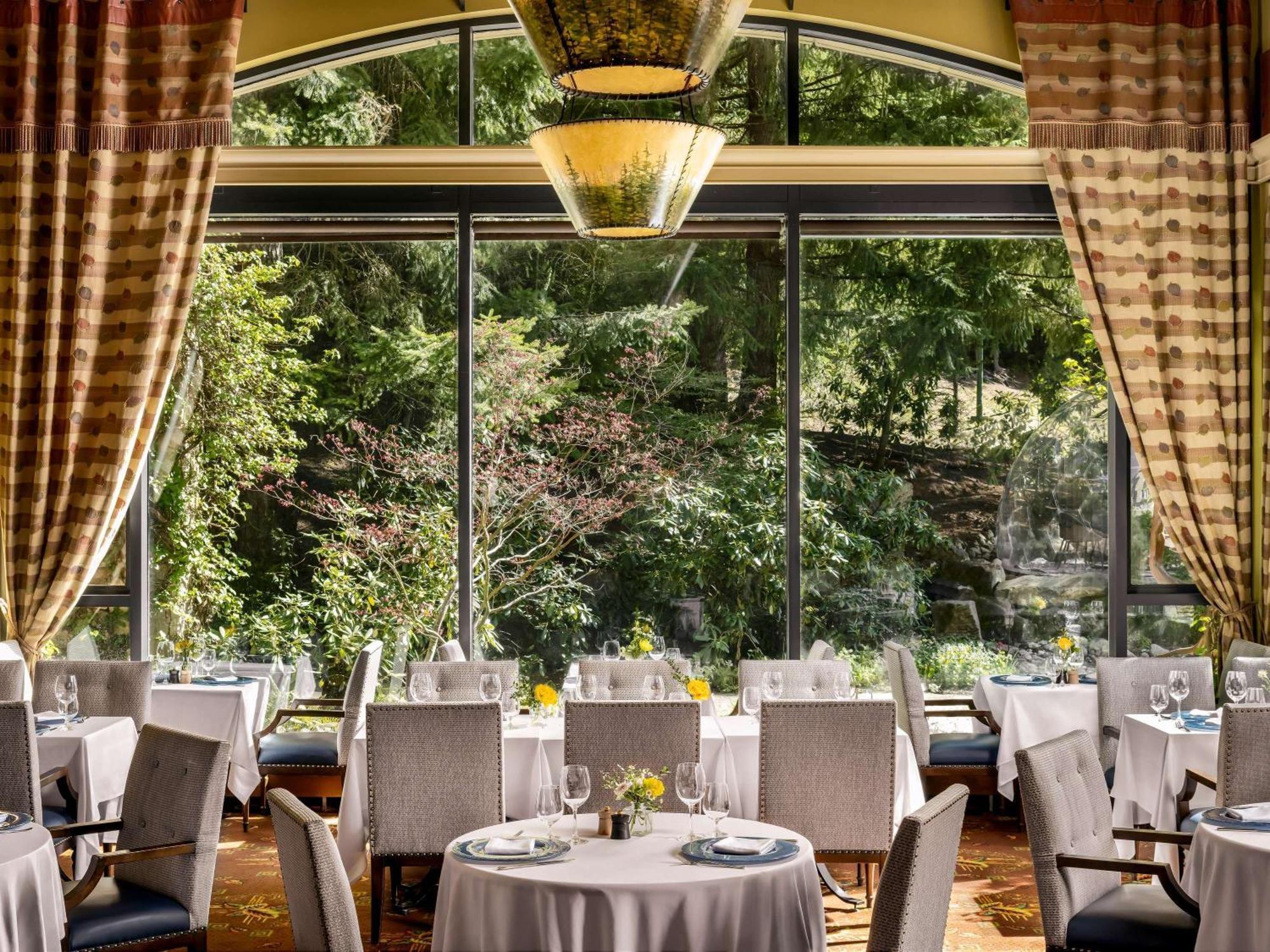 Station touristique Fairmont Chateau 5*